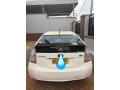 toyota-prius-small-0