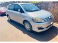 toyota-avensis-small-1
