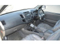 2012-toyota-hilux-30-d-4d-small-4