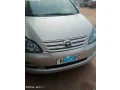 toyota-avensis-small-2