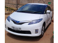 toyota-estima-hybrid-small-2