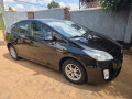 toyota-prius-small-3