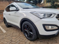 hyundai-santafe-small-4