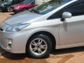 toyota-prius-small-3