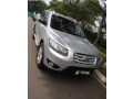 hyundai-santafe-small-0
