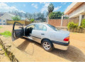 toyota-avensis-small-1