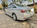 hyundai-sonata-small-3