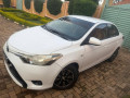toyota-yaris-hybrid-small-1