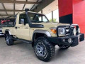 2018-toyota-land-cruiser-79-45d-4d-lx-v8-small-8
