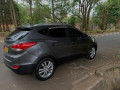 hyundai-tucson-small-3