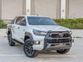 toyota-hilux-2021-small-0