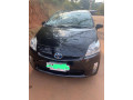 toyota-prius-small-0