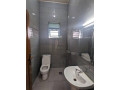 inzu-iguri-shwa-kabeza-small-3
