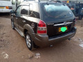 hyundai-tucson-small-0