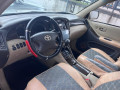 toyota-highlander-small-3