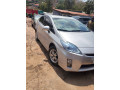 toyota-prius-small-0