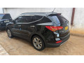 hyundai-santafe-small-0