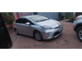 toyota-prius-small-1