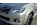2012-toyota-hilux-30-d-4d-small-9