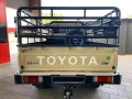 2018-toyota-land-cruiser-79-45d-4d-lx-v8-small-7