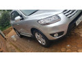 hyundai-santafe-small-0