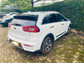 toyota-kia-niro-small-1