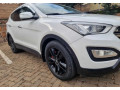 hyundai-santafe-small-4