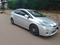 toyota-prius-small-3