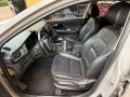 kia-niro-hybrid-small-1