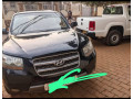 hyundai-santafe-small-0