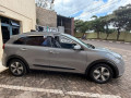 kia-niro-hybrid-small-4