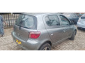 toyota-yaris-small-0