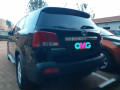 kia-sorento-small-3
