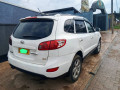 hyundai-santafe-small-2