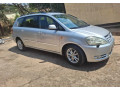 toyota-avensis-small-1