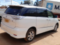 toyota-estima-hybrid-small-3