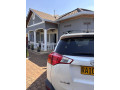 rav4-2013-limited-awd-small-0