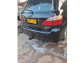 toyota-avensis-small-0