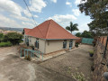 kimihurura-nice-big-plot-for-sale-with-big-house-inside-small-1