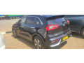 kia-niro-hybrid-small-2