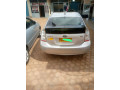 toyota-prius-small-0