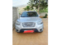 hyundai-santafe-small-0
