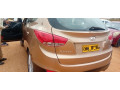 hyundai-tucson-small-5
