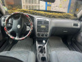 toyota-avensis-small-1