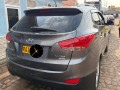 hyundai-tucson-small-2