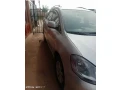 toyota-avensis-small-0