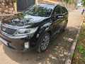 kia-sorento-small-3