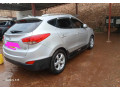 hyundai-tucson-small-0