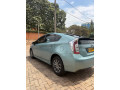 toyota-prius-small-1