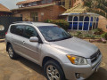 toyota-rav4-2012-14m-frw-small-1